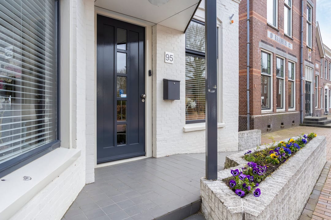 Photo 43 of Hoofdstraat 95
