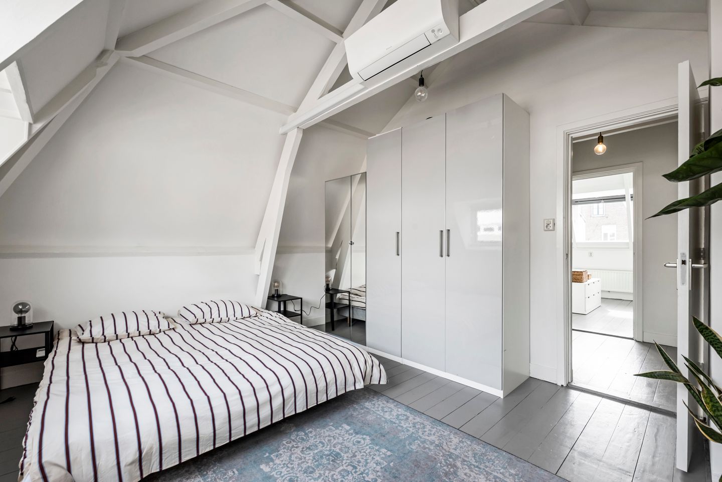 Photo 35 of Korte Herenstraat 22-RD