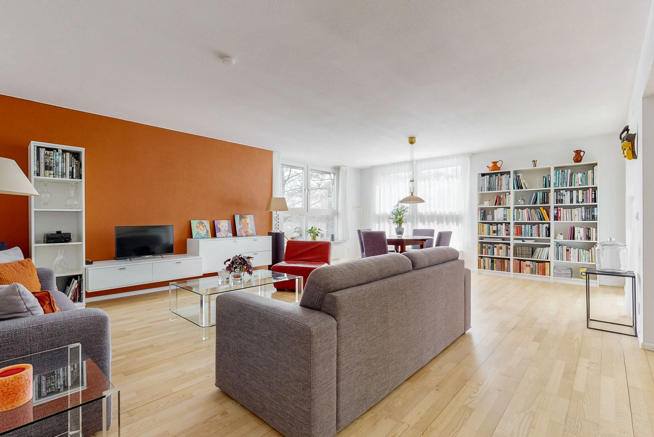 Spacious corner apartment with unobstructed water and green views in Leiden — 12