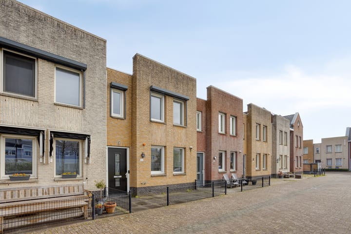 Foto 3 van Estafette 10