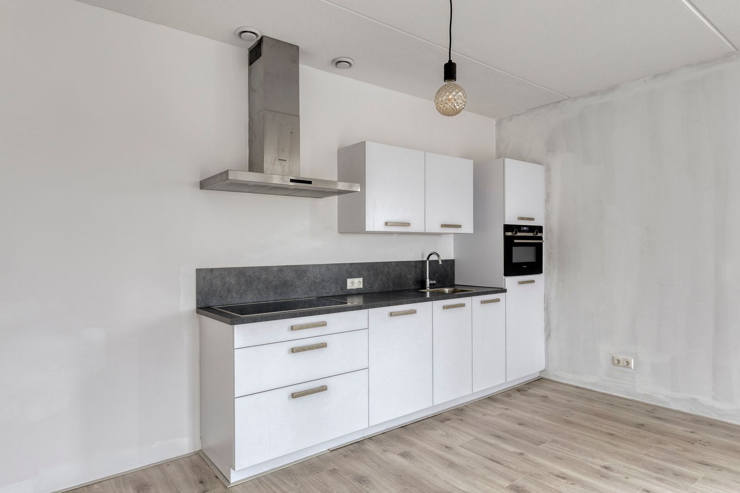 Photo 14 of Loevestein 91