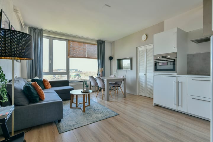 Photo 2 of Burgemeester De Vlugtlaan 345