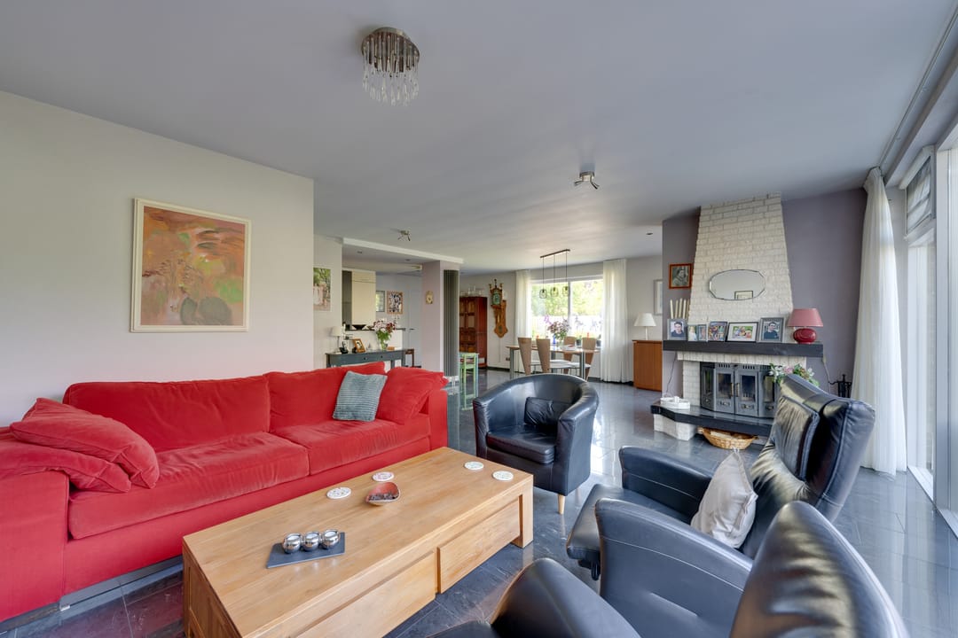 Spacious Corner Family Home in Green Zaandam Neighborhood — 16