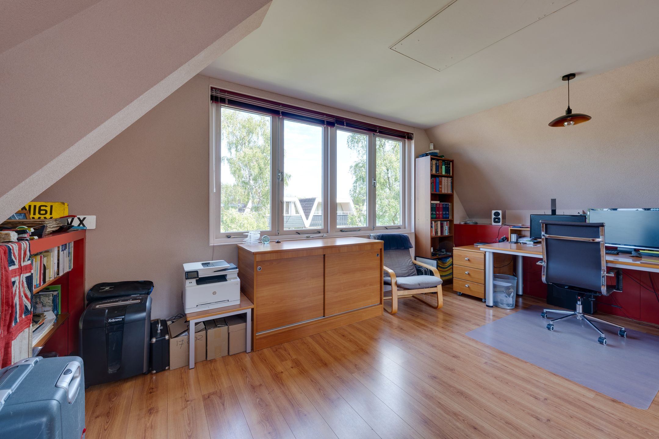 Spacious Corner Family Home in Green Zaandam Neighborhood — 50