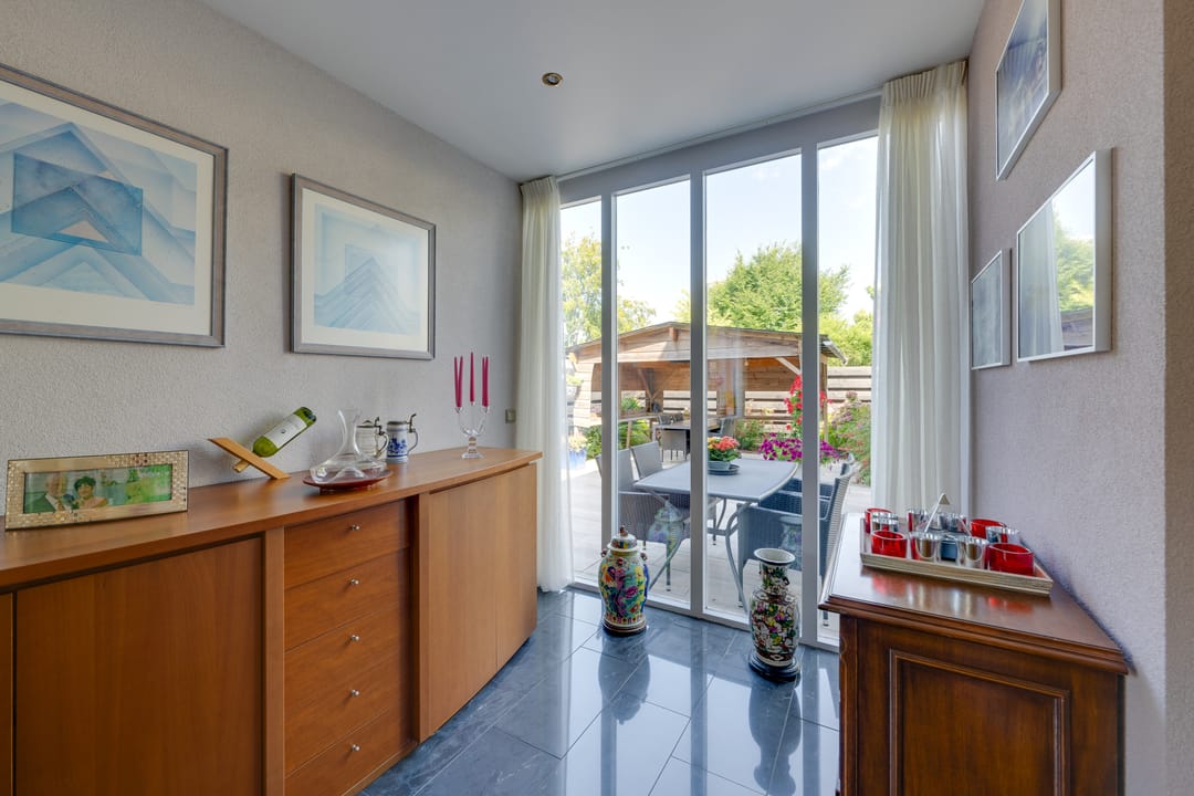 Spacious Corner Family Home in Green Zaandam Neighborhood — 21