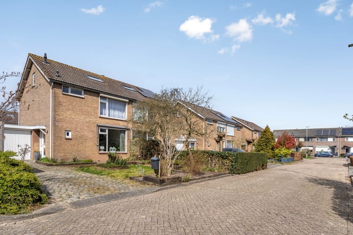 Photo 3 of Elzenstraat 33