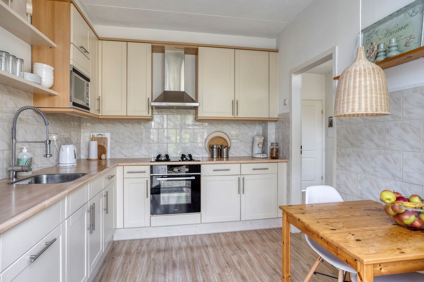 Photo 14 of Elzenstraat 33