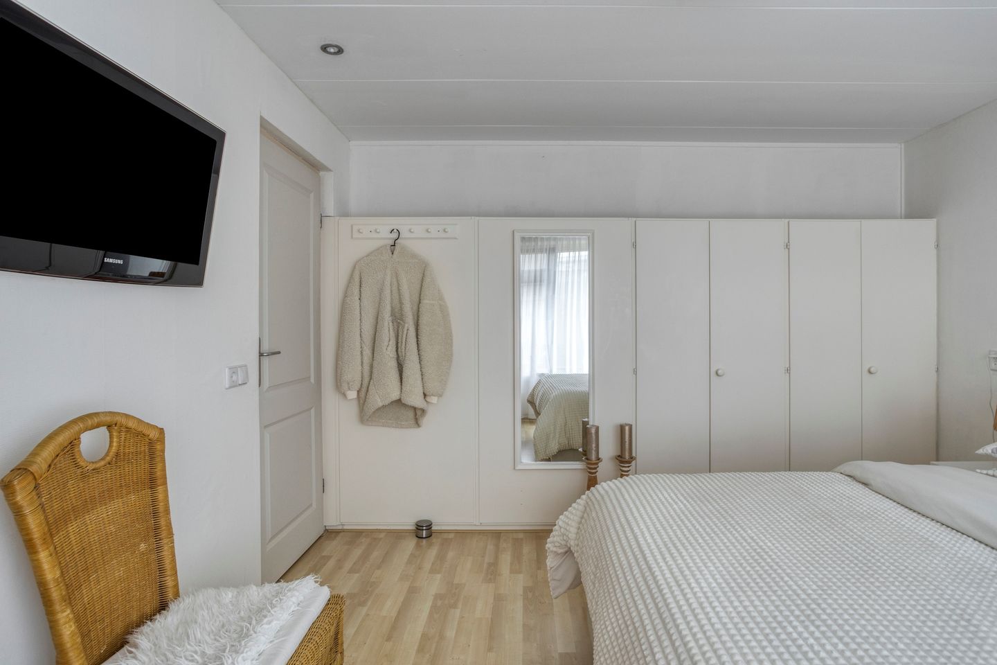 Photo 19 of Elzenstraat 33