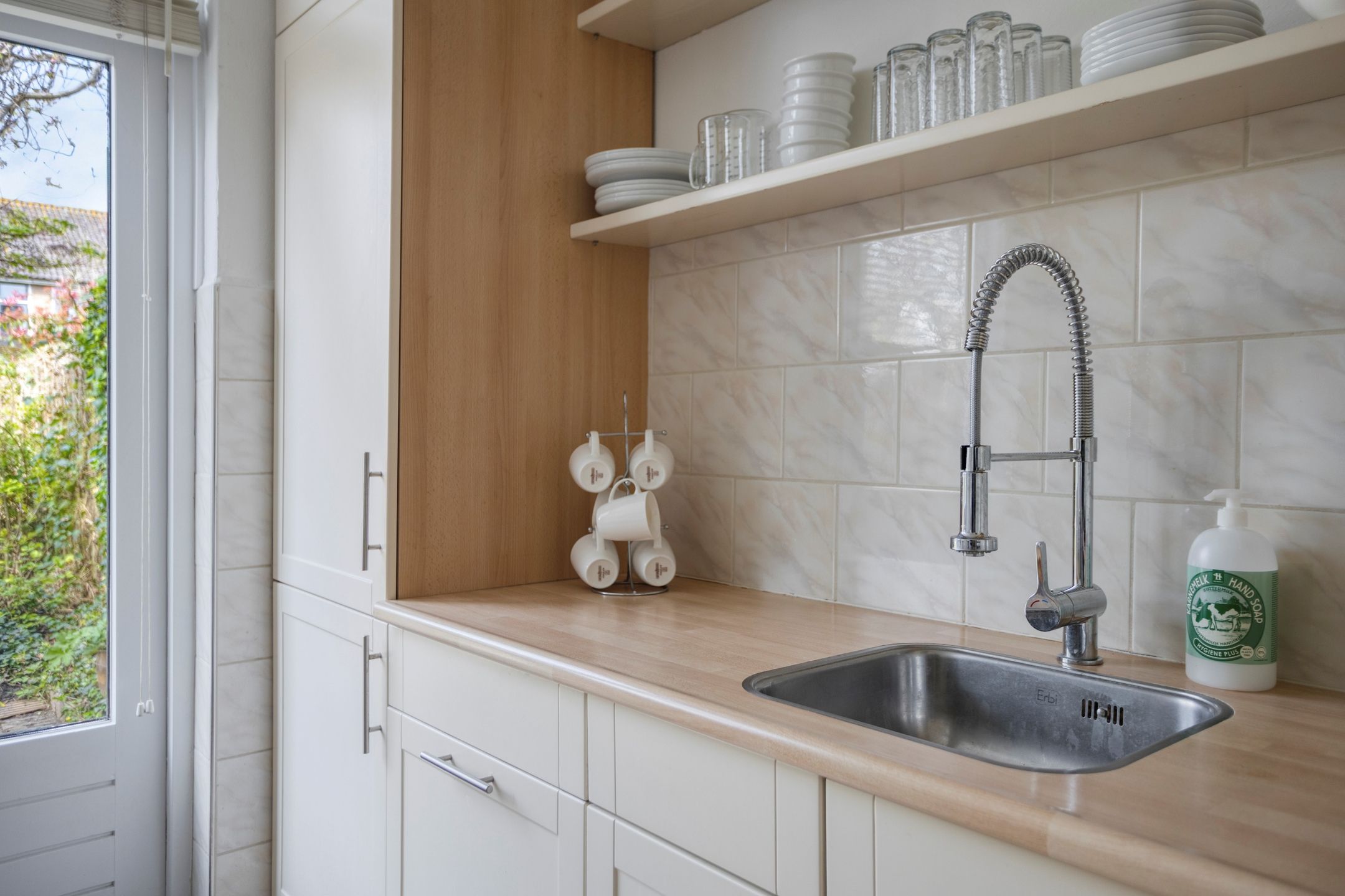 Photo 15 of Elzenstraat 33