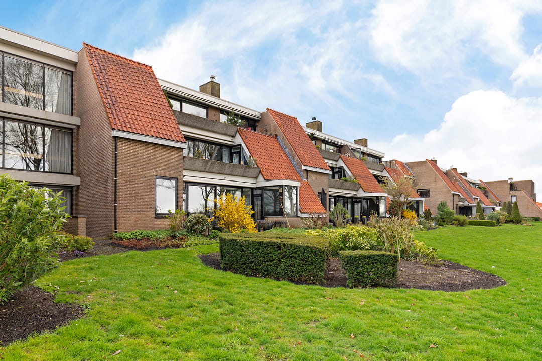 Modern ground floor apartment with terrace and scenic view in Delden — 7
