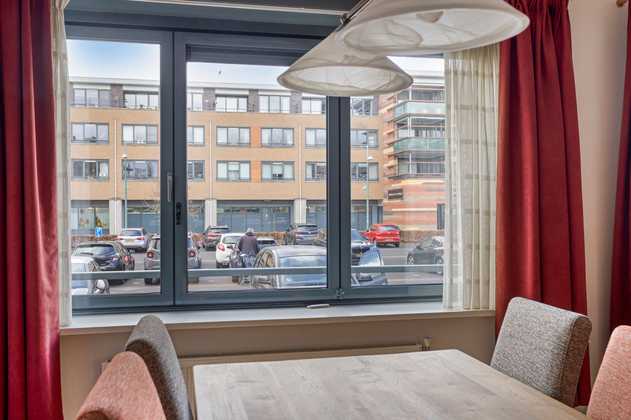 Foto 21 van van Oldenbarneveltplein 8