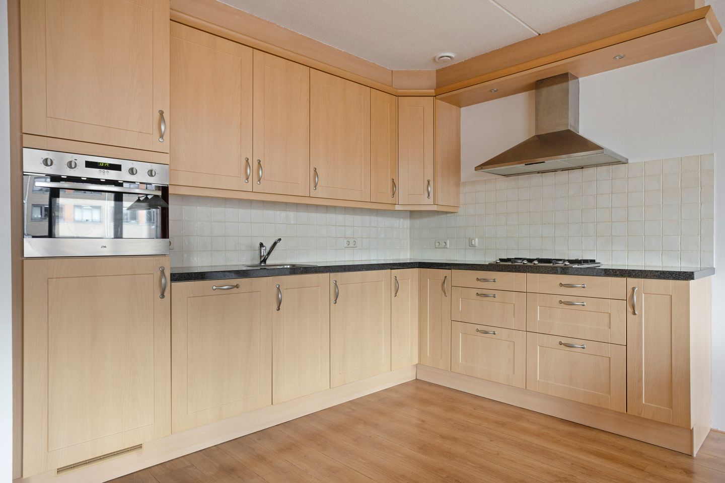 Foto 4 van van Oldenbarneveltplein 8