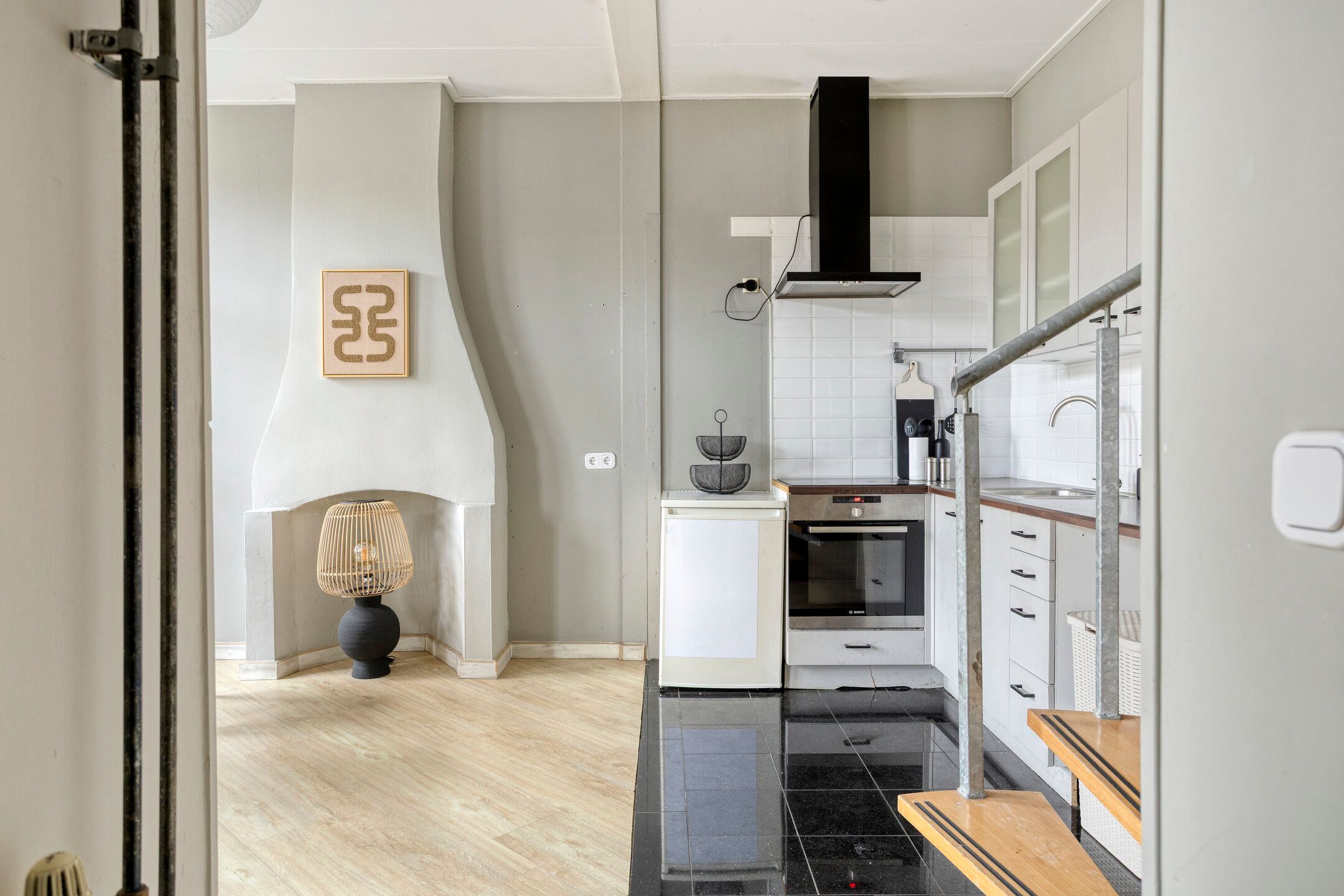 Photo 6 of Leeuwarderstraat 40-A