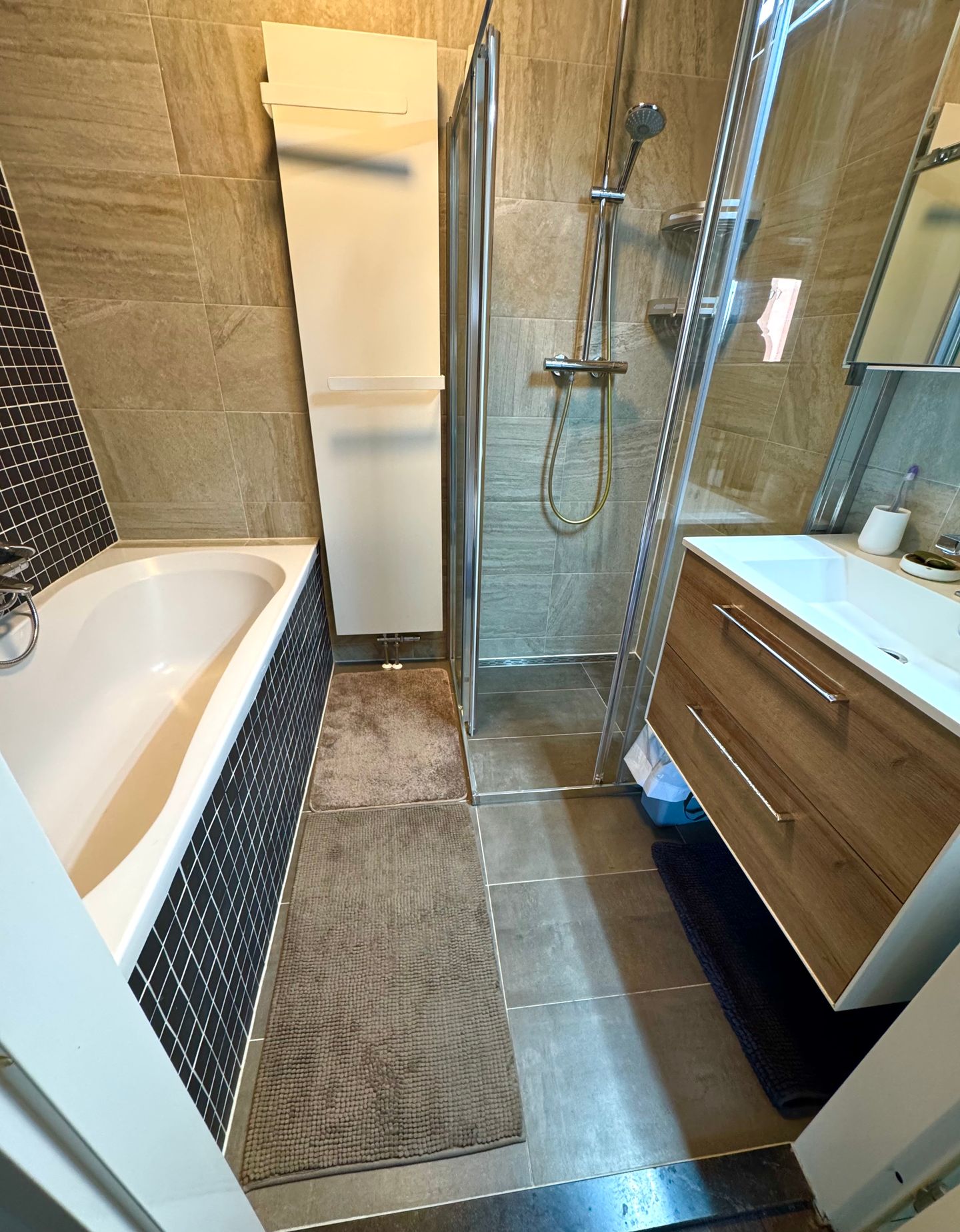 Foto 29 van Johan Huijsenstraat 40