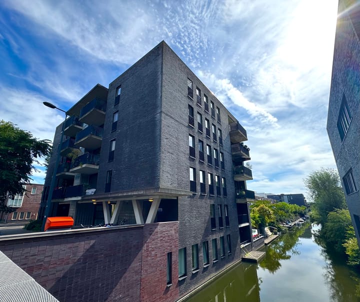 Foto 2 van Johan Huijsenstraat 40