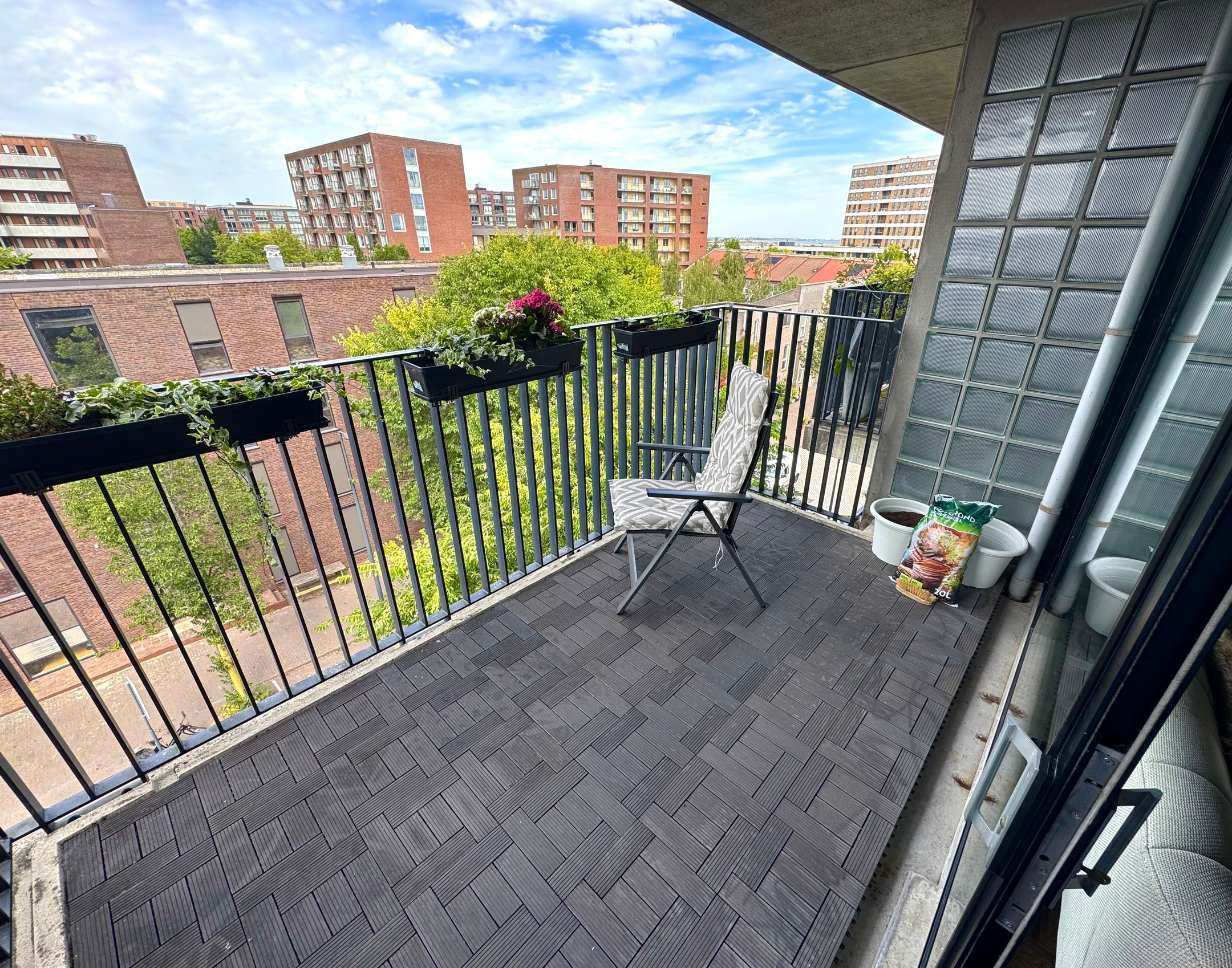 Foto 9 van Johan Huijsenstraat 40