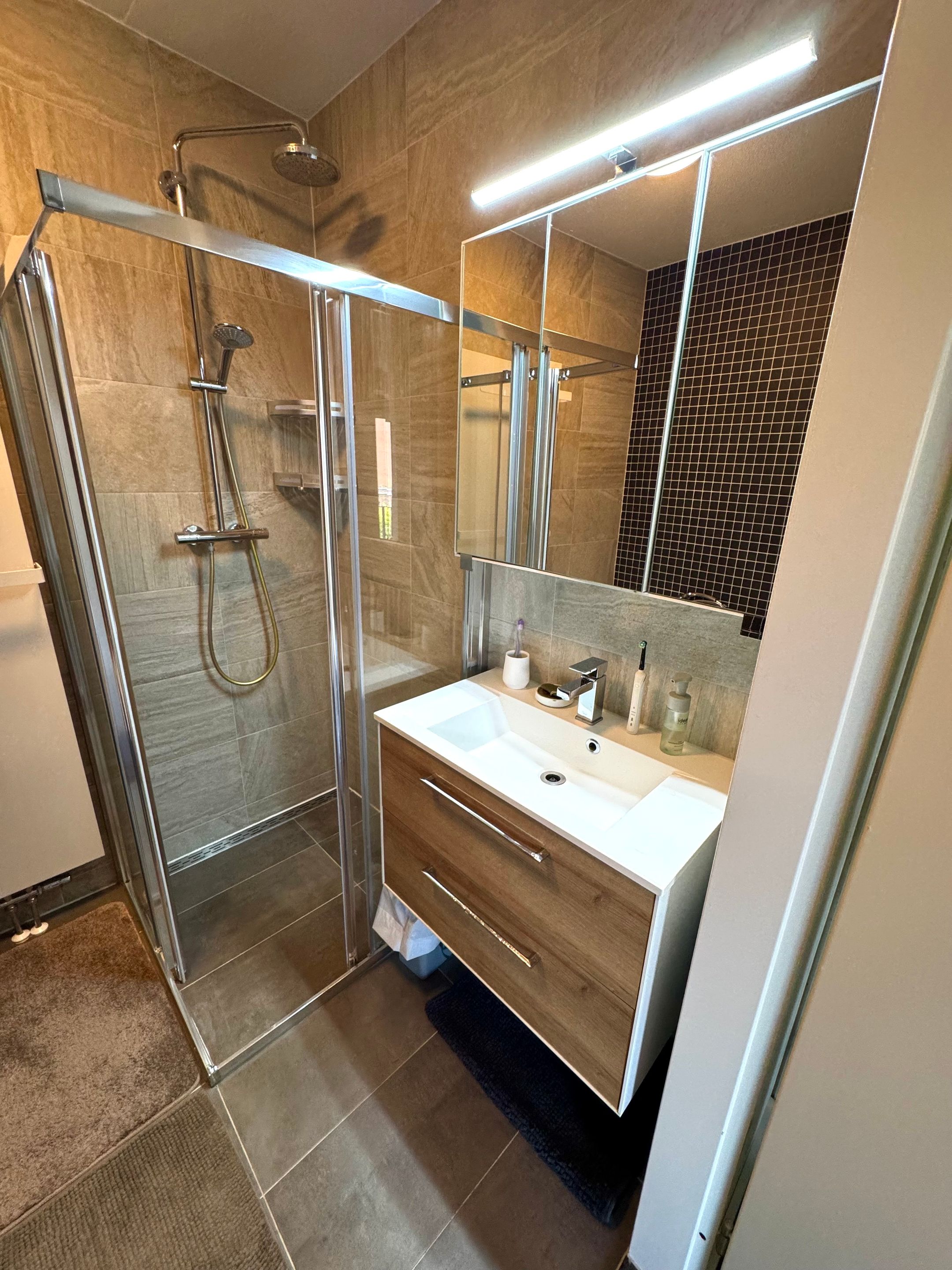 Foto 27 van Johan Huijsenstraat 40