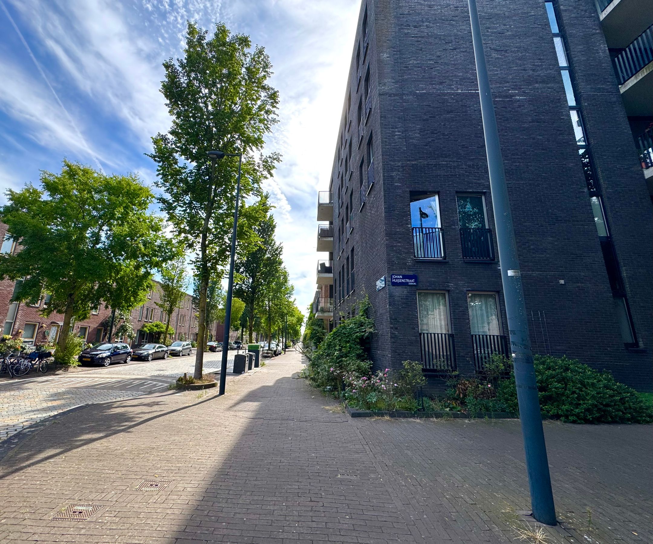 Foto 36 van Johan Huijsenstraat 40