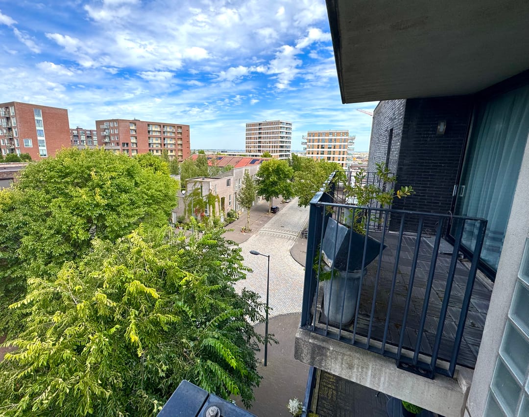 Foto 11 van Johan Huijsenstraat 40