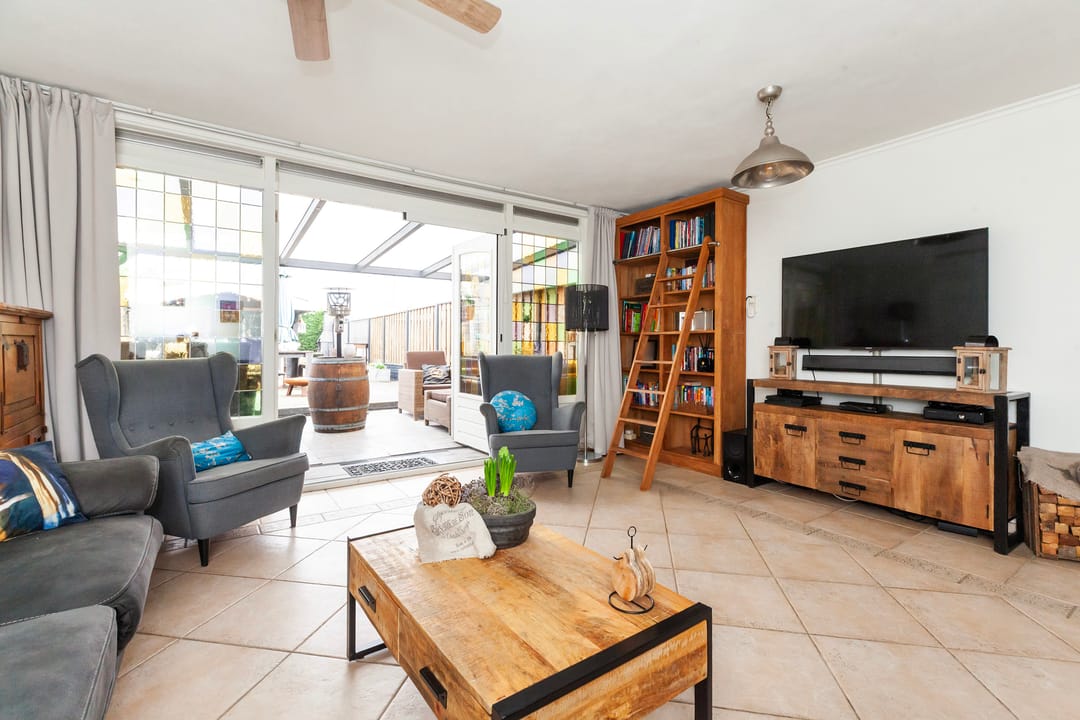 Foto 8 van Middelweg 171