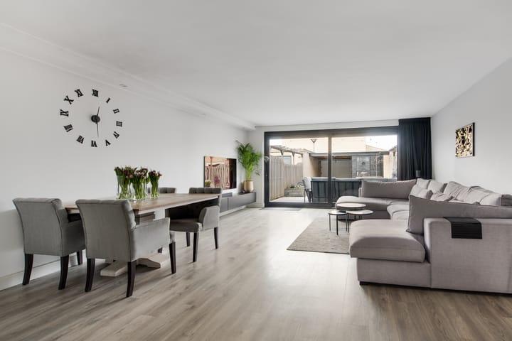 Photo 3 of Roosduinen 21