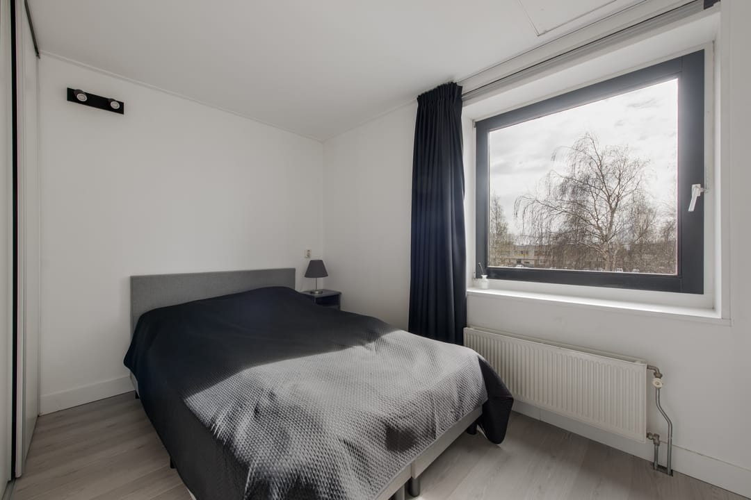 Modernized Family Home with 5 Bedrooms in Child-Friendly Floriande — 22