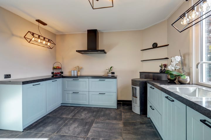 Photo 4 of Heinsbergerweg 58