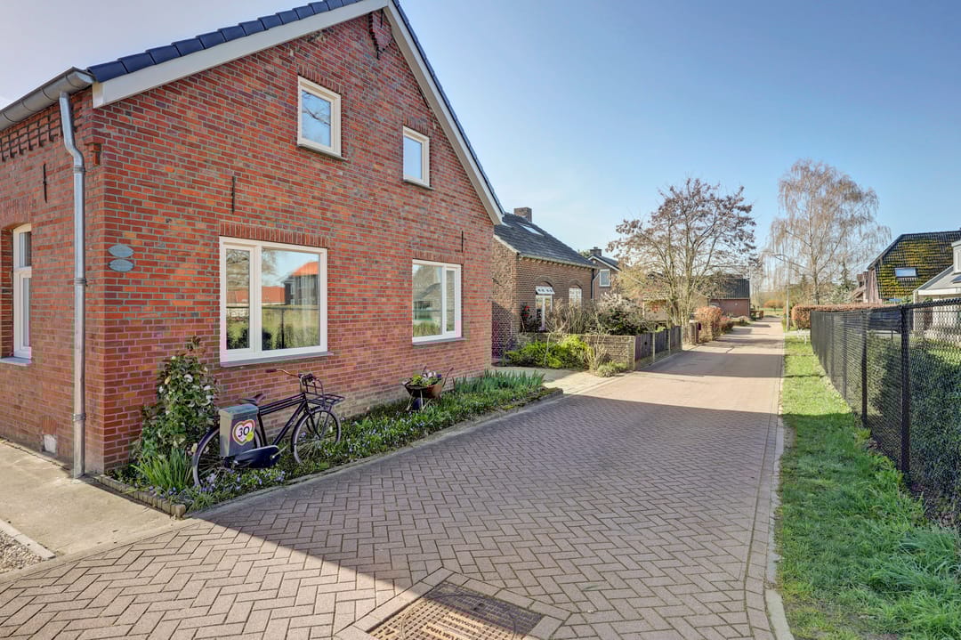 Photo 32 of Heinsbergerweg 58