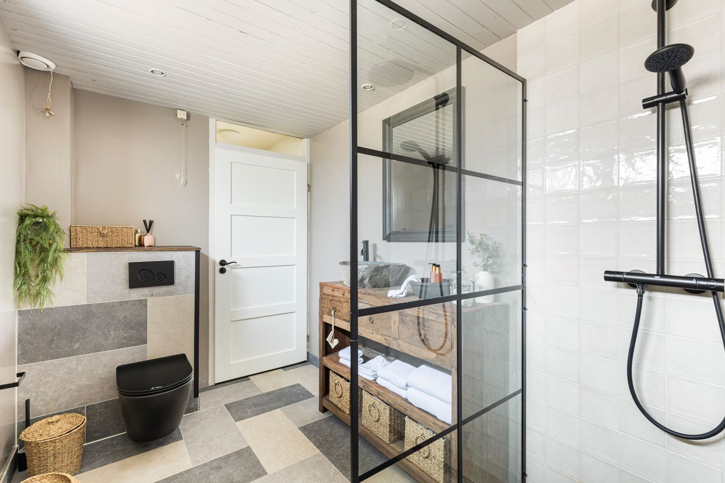 Foto 19 van Theo Dobbehof 44