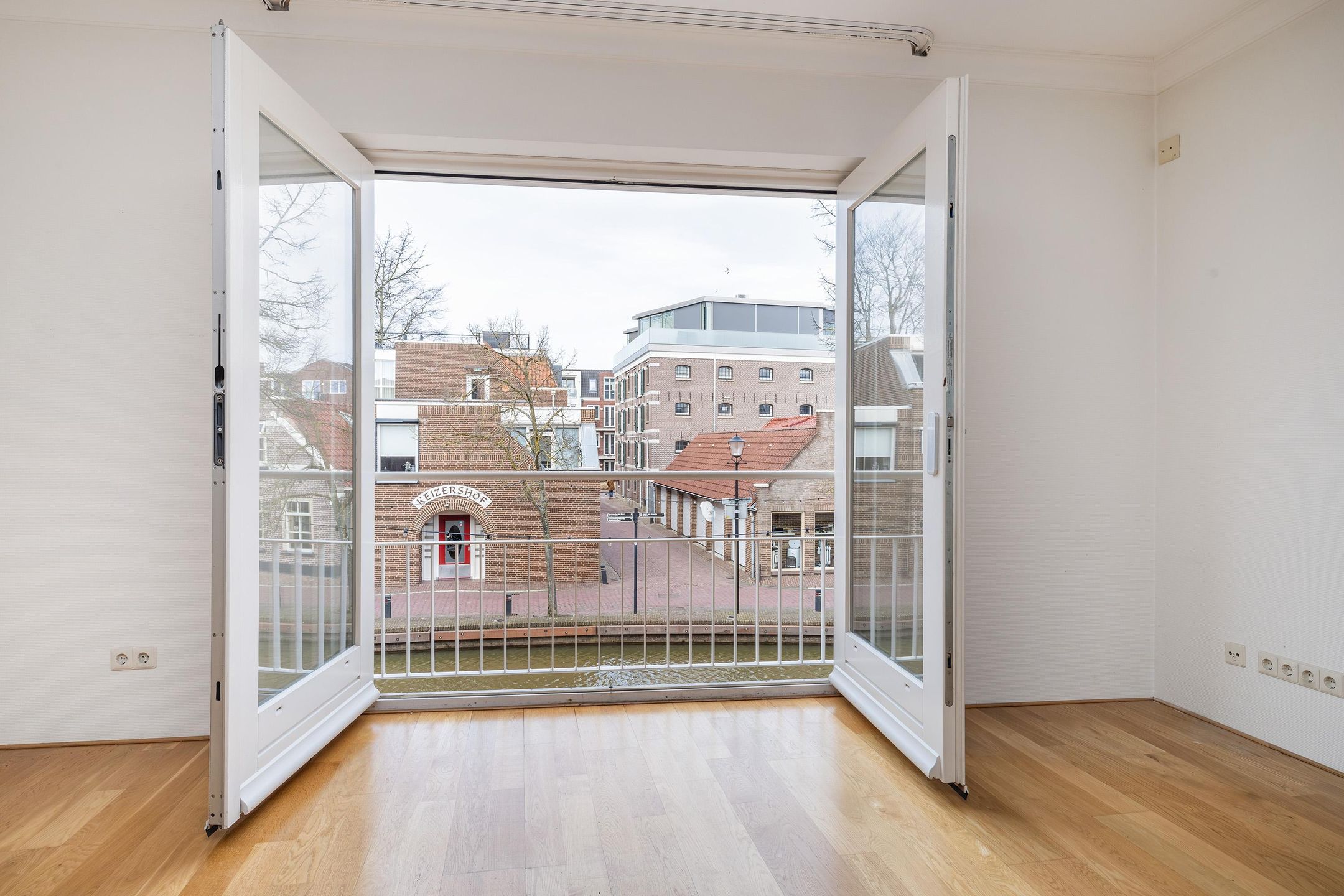 Foto 15 van Heerengracht 7-B