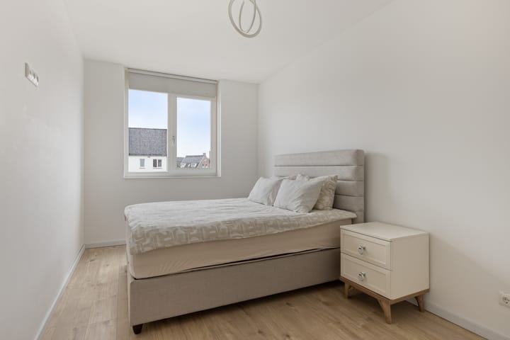 Photo 4 of Leemsbroek 6