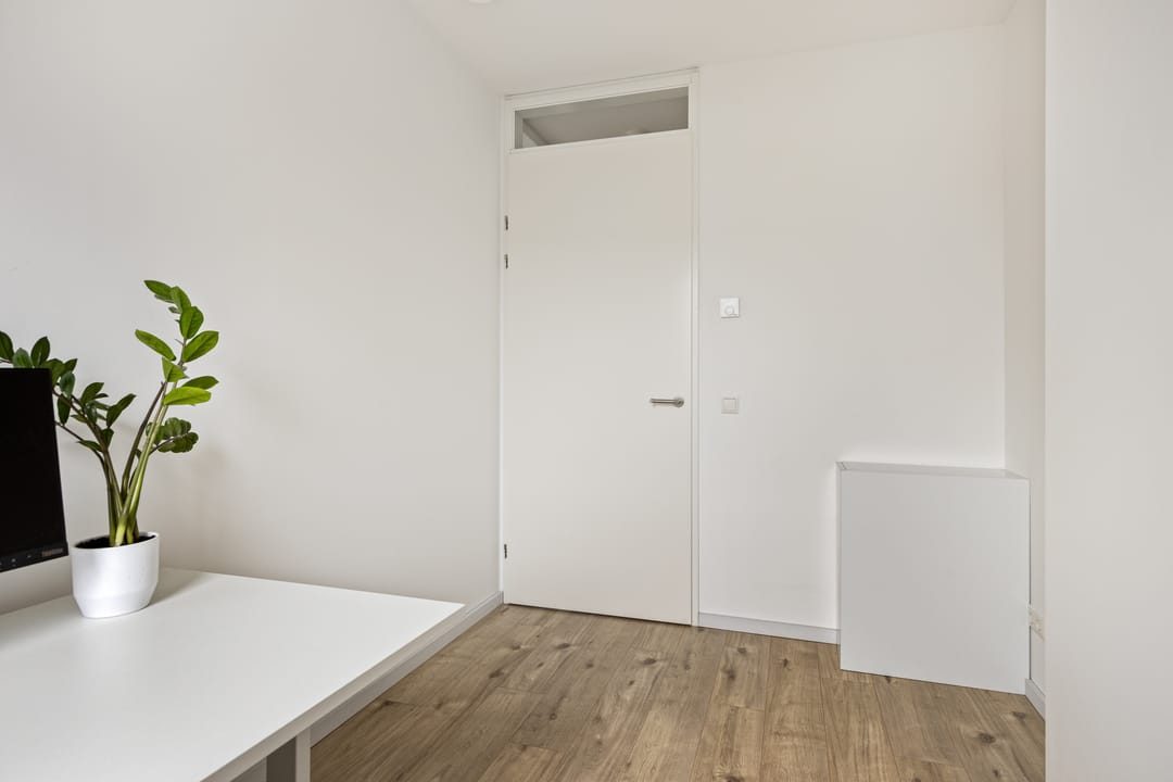 Photo 32 of Leemsbroek 6