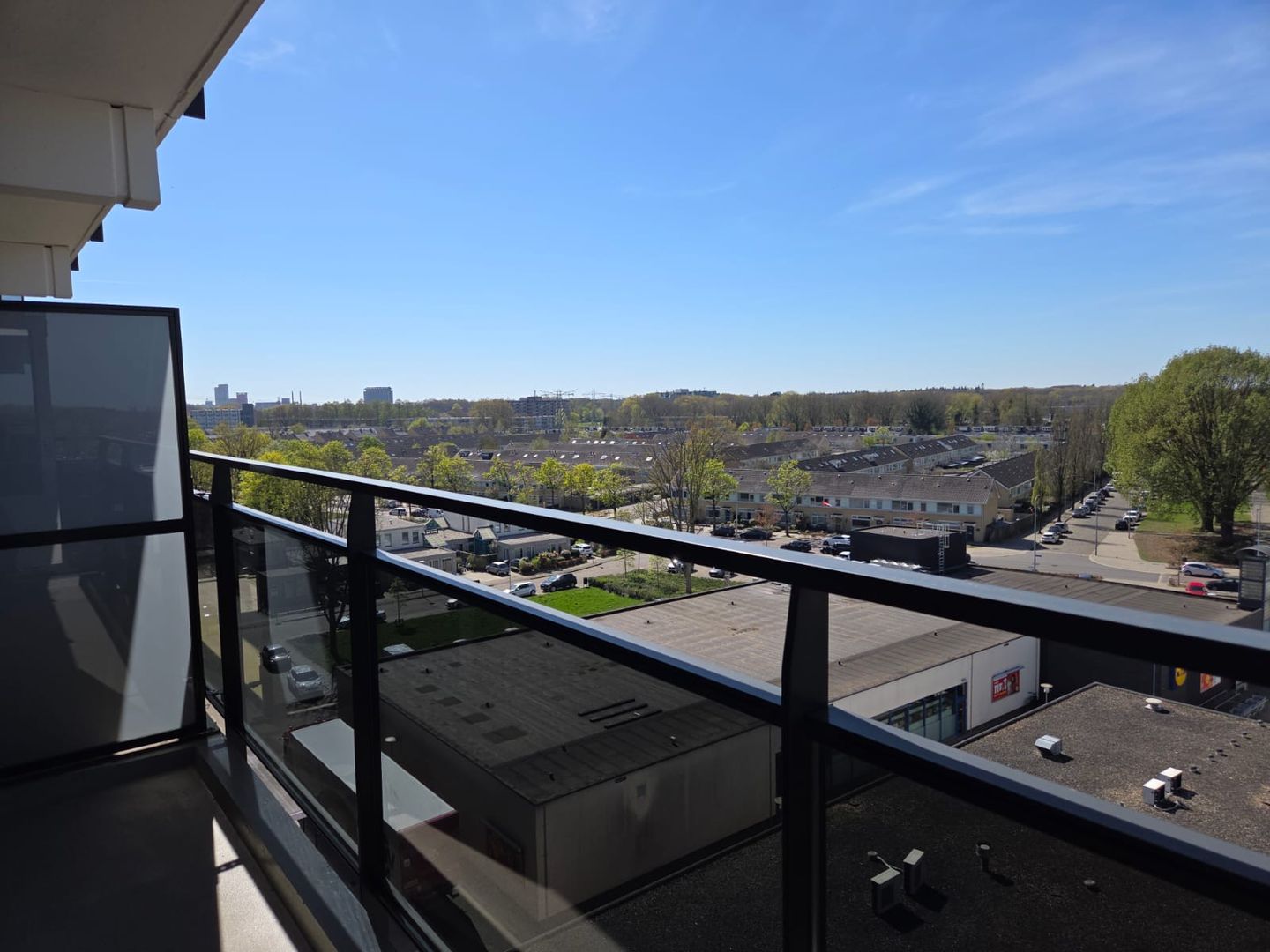 Spacious Three-Room Apartment with West-Facing Balcony in Woenselse Heide — 25