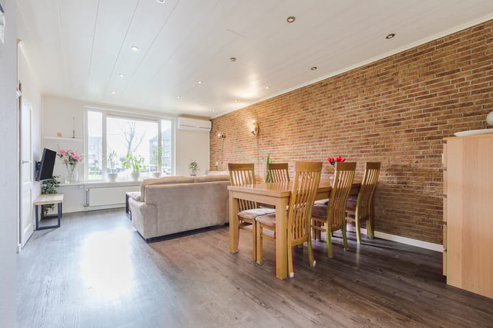 Photo 4 of Zaaren 62