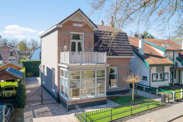 Photo 2 of Burglaan 45