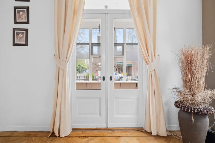 Photo 4 of Burglaan 45