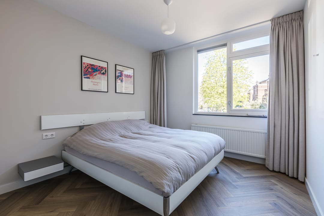 Photo 17 of Prins Hendrikstraat 65