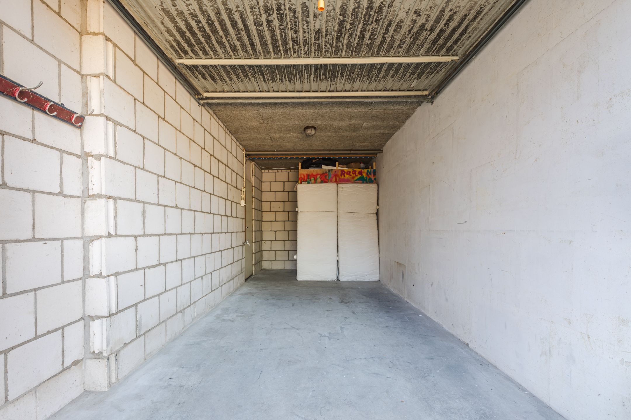 Photo 27 of Prins Hendrikstraat 65