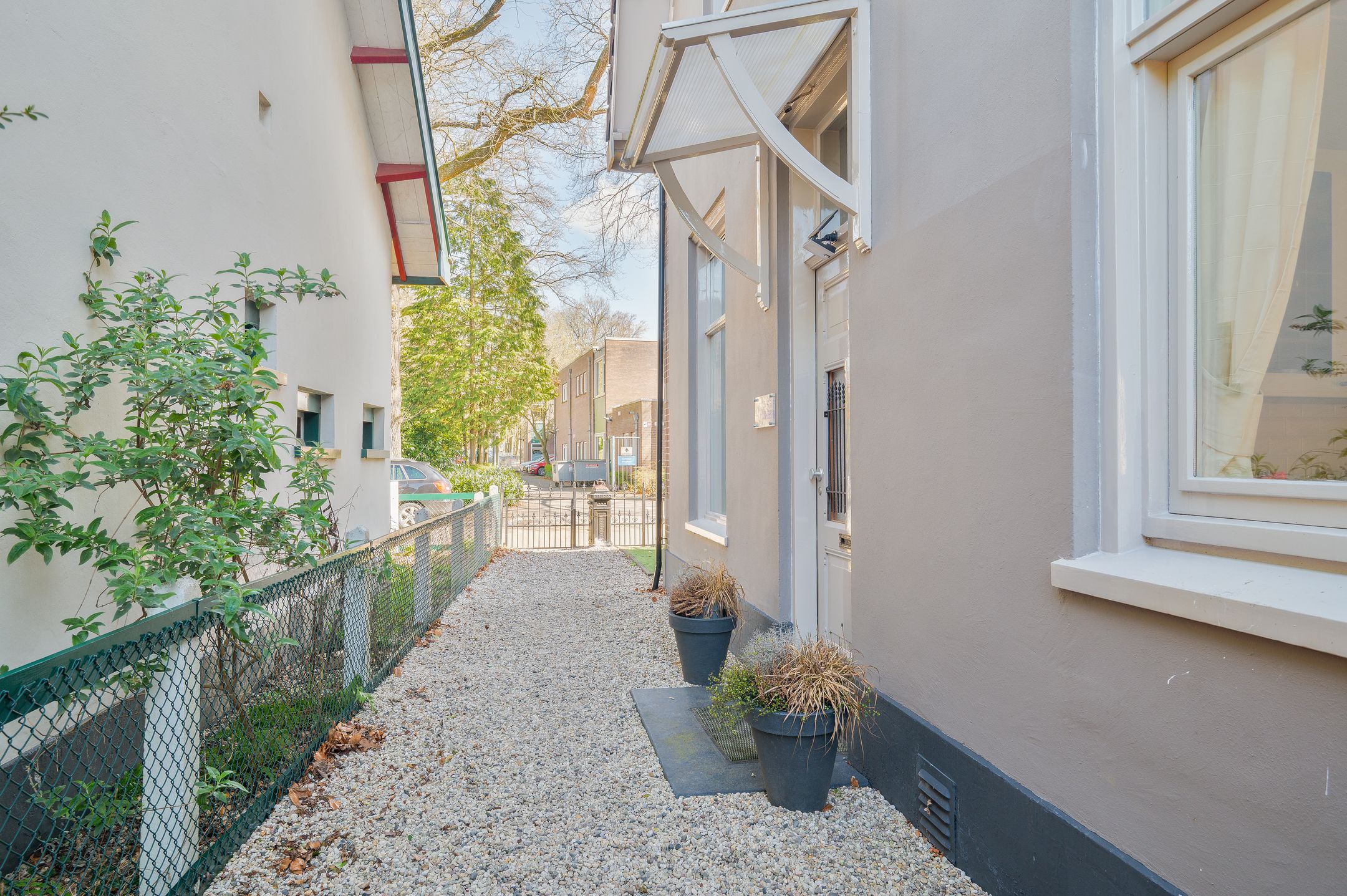 Foto 42 van Burglaan 45