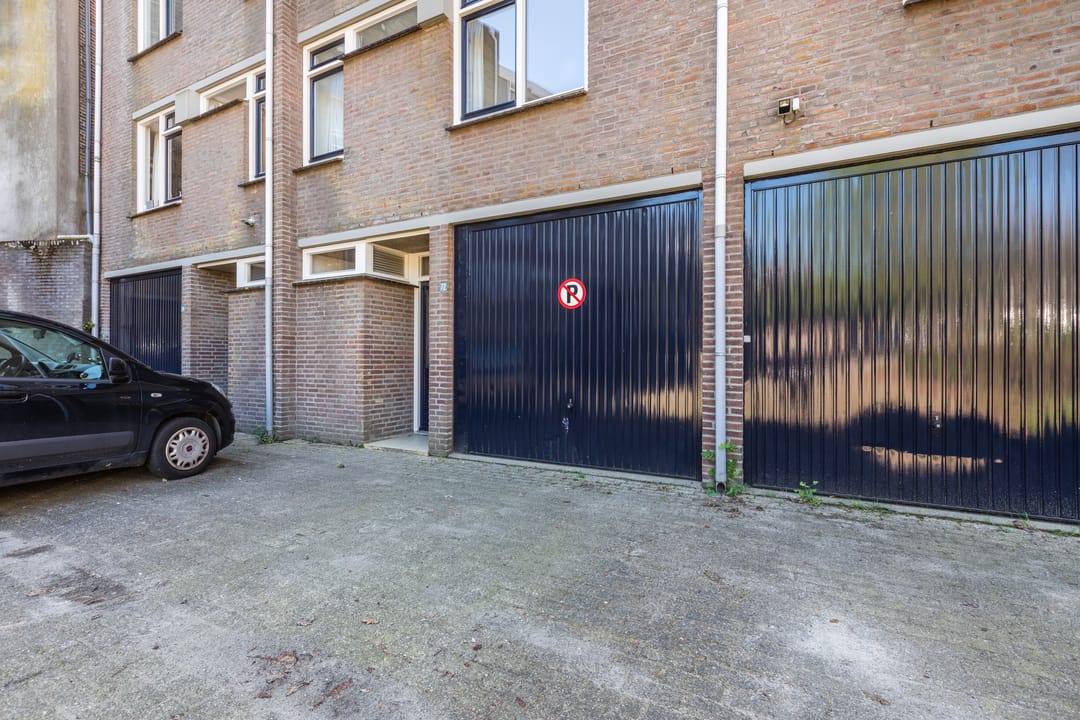 Photo 26 of Prins Hendrikstraat 65