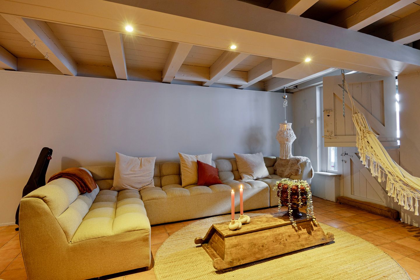 Fully Renovated Dike House with Three Living Levels in Rotterdam-IJsselmonde — 25