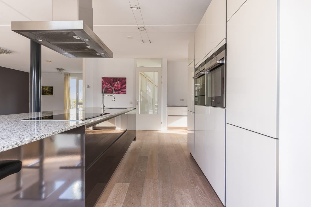Spacious semi-detached family home with rooftop terrace in green Arnhem neighborhood — 16