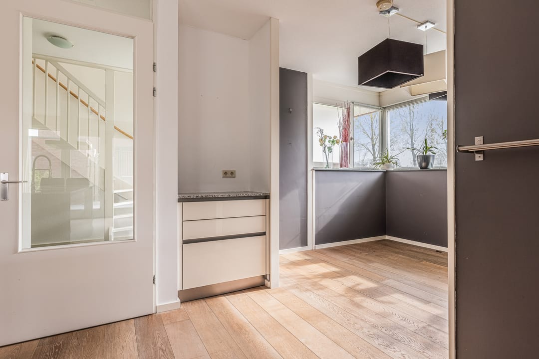 Spacious semi-detached family home with rooftop terrace in green Arnhem neighborhood — 17