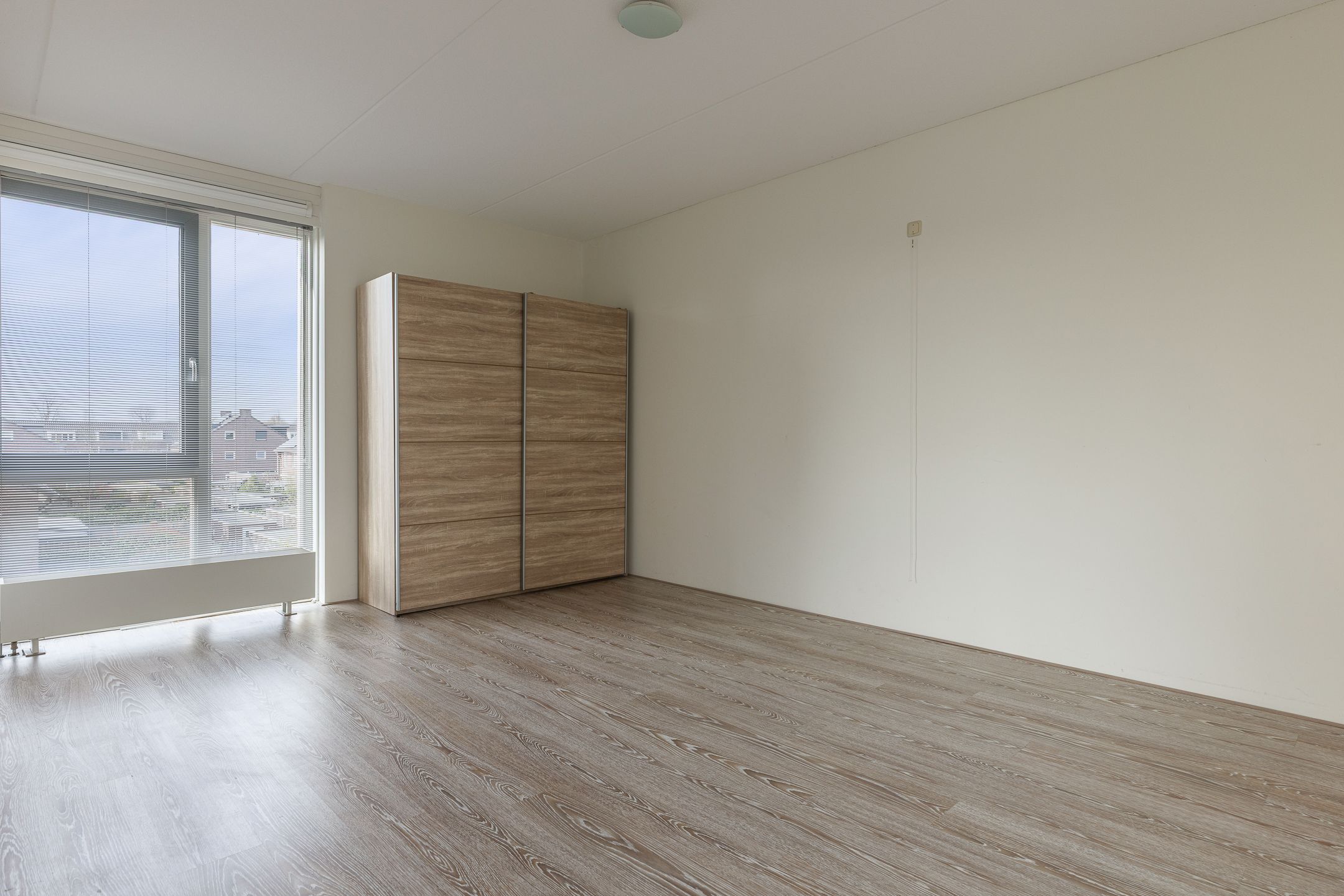 Spacious semi-detached family home with rooftop terrace in green Arnhem neighborhood — 33