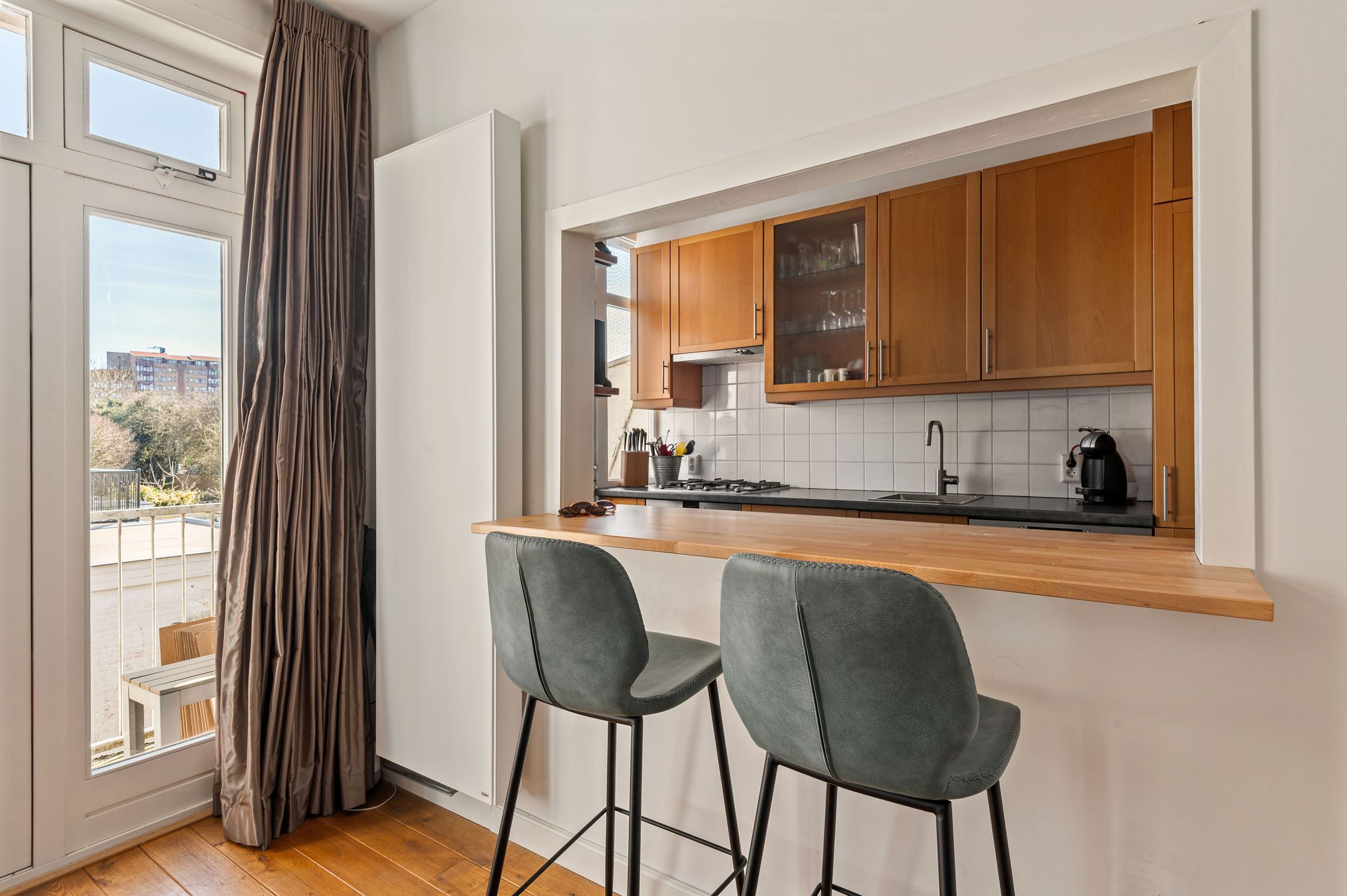 Foto 18 van Van Zeggelenstraat 60