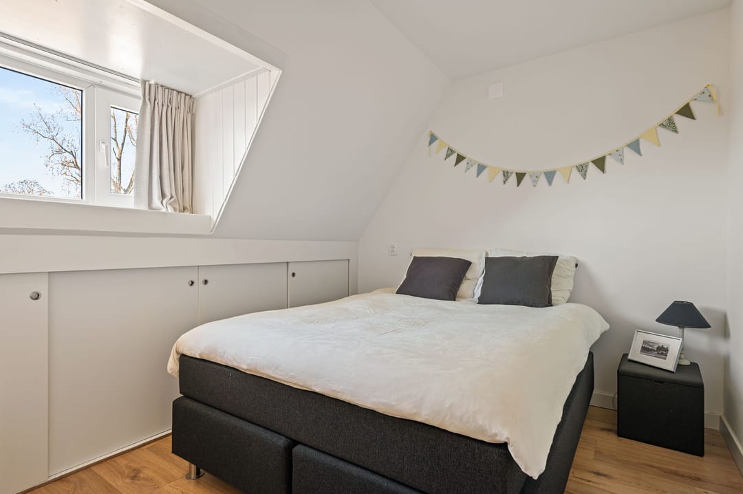 Foto 23 van Van Zeggelenstraat 60