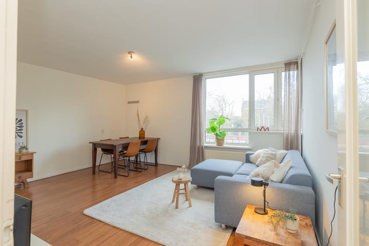 Photo 2 of Haarlemmerweg 83-B