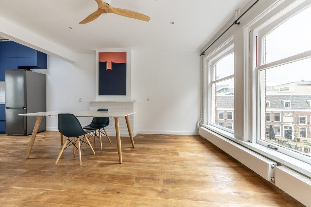 Stylish and Bright Apartment with Iconic Church View in Historic Haarlem Center — 13