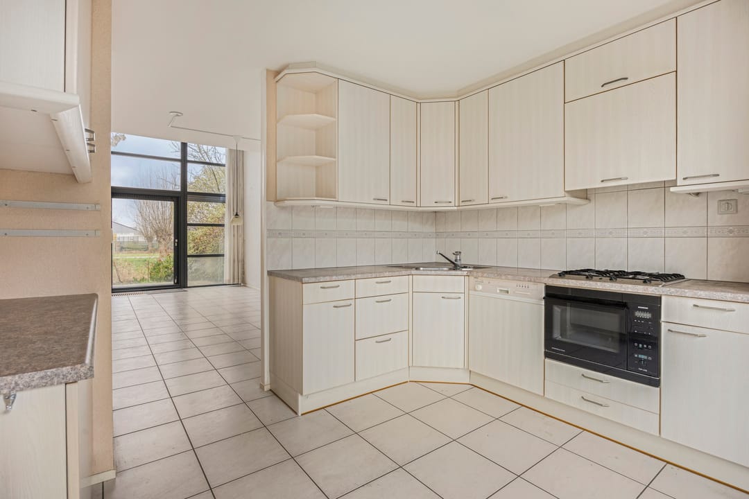 Foto 13 van Goudenregenzoom 184