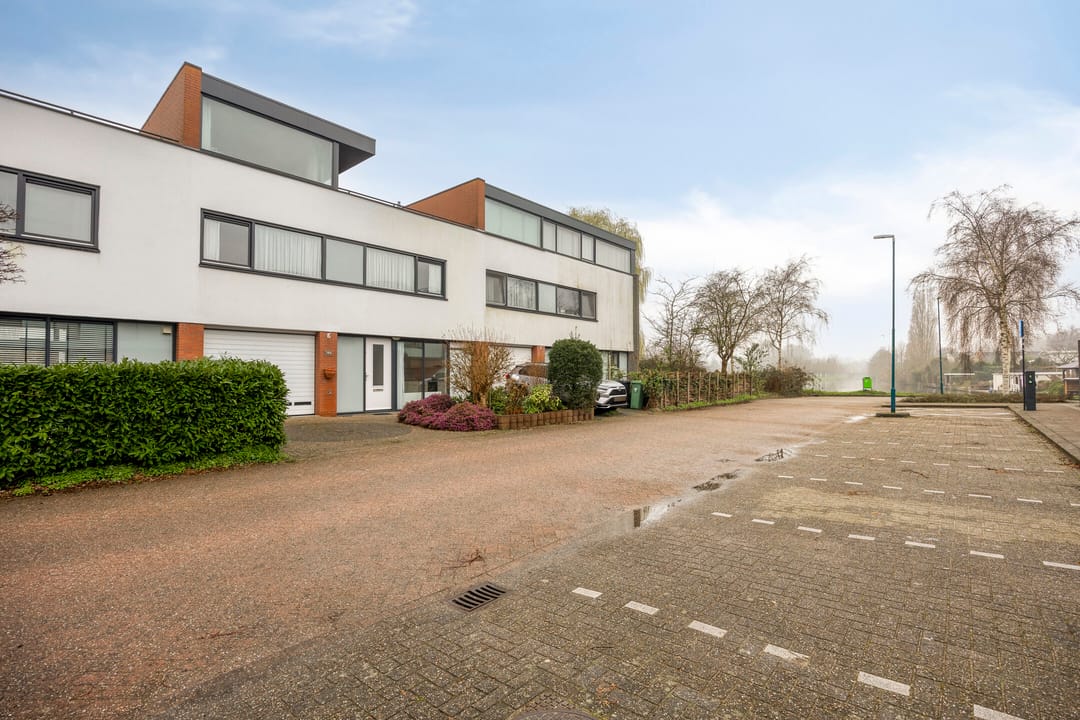 Foto 46 van Goudenregenzoom 184